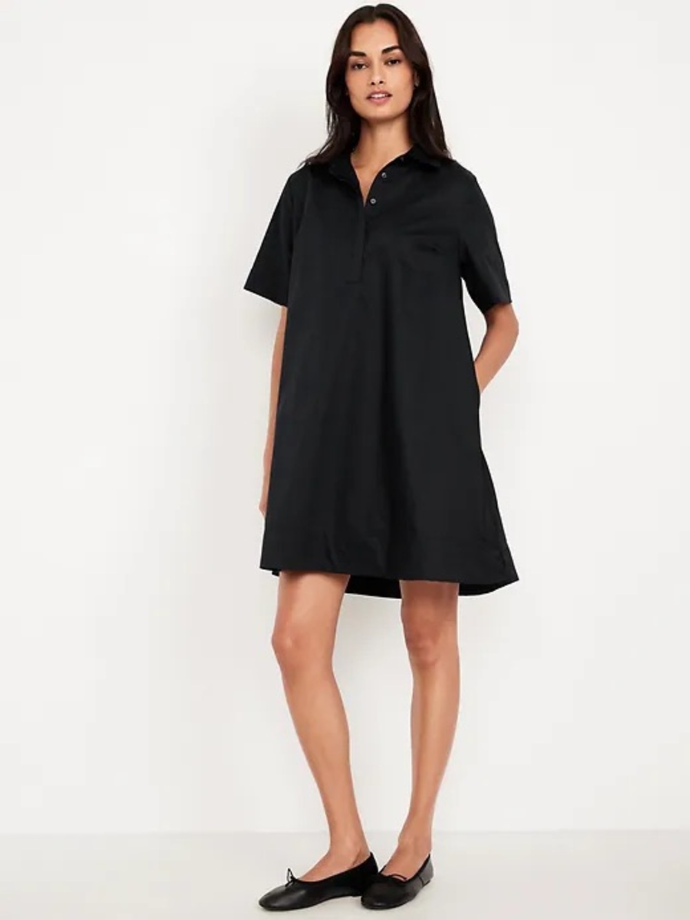 Women’s Black Short-Sleeve Swing Dress
